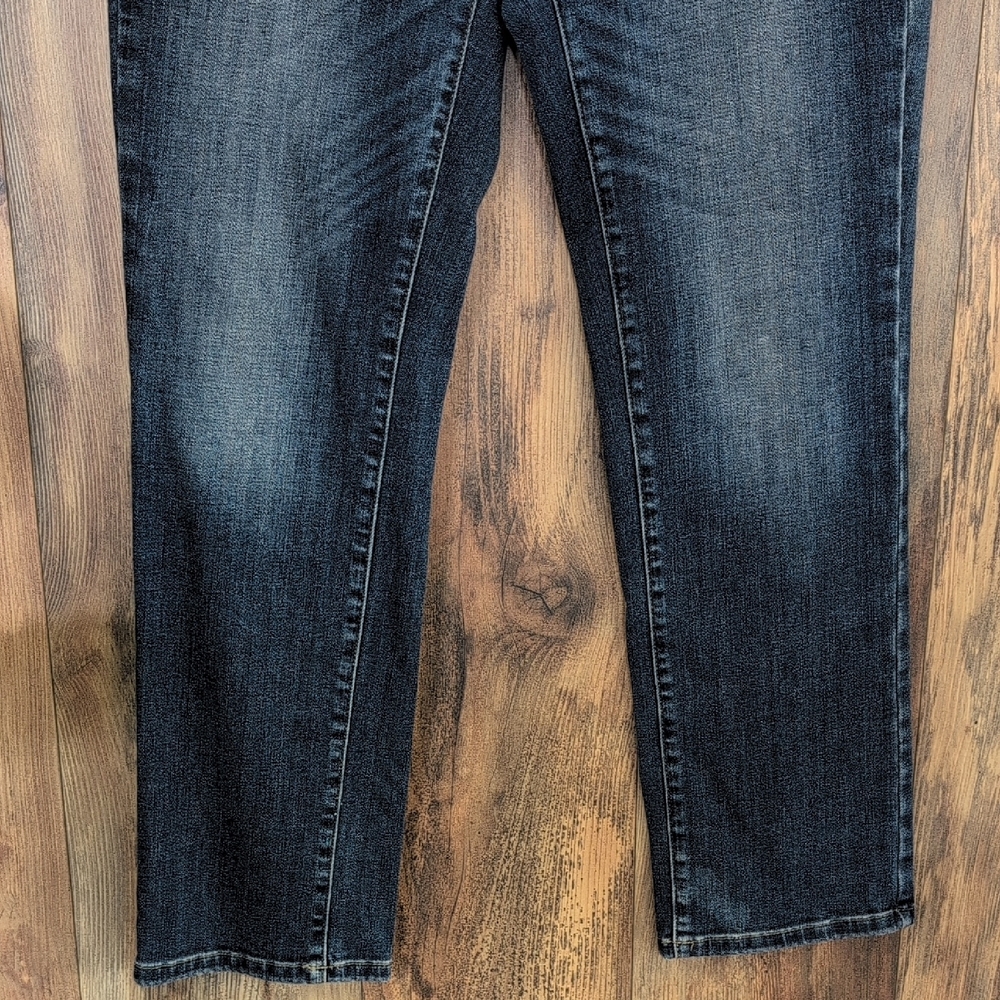Mossimo Mid Rise Straight Leg Women's Jeans 10R P235 - Picture 4 of 9